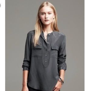 *Sold* Banana Republic Popover Silk Blouse Gray XS